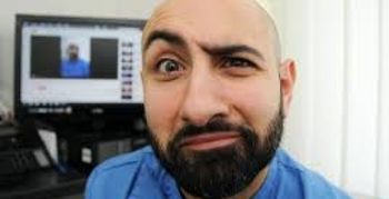 Zingende tandarts gaat viral met video