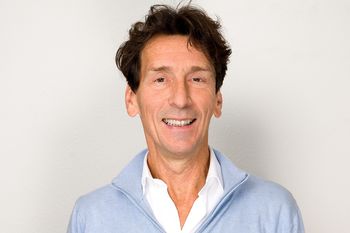 Louis Overgoor (Bettery Institute): ‘Fysio's kunnen mensen in beweging helpen, ook bij geldbeheer of relaties'