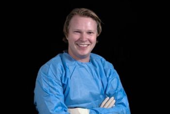 CAM-tandarts: ‘Er is een verhoogde kans dat we corona krijgen, maar we doen het ergens voor’