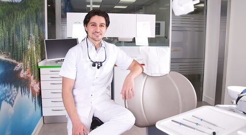 Razek Sharif: ‘DentallManager is een all-in-one oplossing, alle facetten van de praktijk zijn samengebracht in één platform. De praktijkmanager houdt zo meer tijd over voor andere nuttige dingen’ (Foto: DentalNetwork.nl)