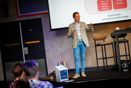 Harro de Haan: 'Praktijken kijken vaak alleen naar de bankstand. Maar je moet sturen op basis van alle cijfers.' (Fotografie: Ewald Geerding)