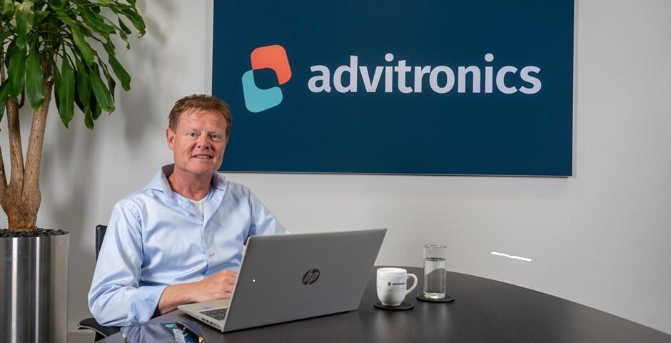 ‘Onze rol is om praktijken te helpen grip te houden op rust, bereikbaarheid en continuïteit.’ — Mark Pijnenburg, directeur Sales Advitronics