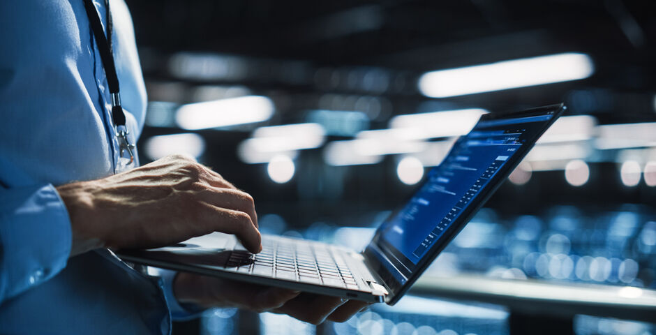 Door te investeren in informatiebeveiliging bescherm je niet alleen data, maar ook de continuïteit van zorg, het vertrouwen van patiënten en de rust binnen jouw team. (Foto: Shutterstock)