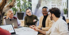 Ben Tiggelaar: ‘Werkgevers moeten zich niet afvragen: hoe ga ik om met Millennials en Gen Z’ers? Maar: hoe speel ik in op de behoeften van medewerkers in verschillende levensfasen?’