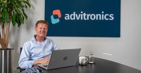‘Onze rol is om praktijken te helpen grip te houden op rust, bereikbaarheid en continuïteit.’ — Mark Pijnenburg, directeur Sales Advitronics