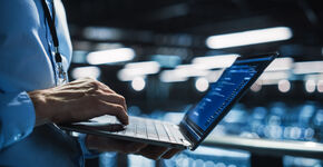 Door te investeren in informatiebeveiliging bescherm je niet alleen data, maar ook de continuïteit van zorg, het vertrouwen van patiënten en de rust binnen jouw team. (Foto: Shutterstock)