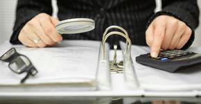 Ex-werknemer betaalt verduisterd geld terug aan tandarts