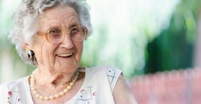 'Mondzorg moet voor ouderen in het basispakket'