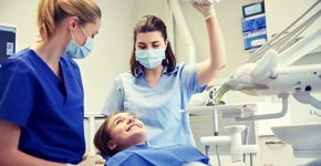 Patiënt vanaf 16 moet eigen nota krijgen van tandarts