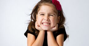 'Kaakfysio kan tandenknarsen of kaakklemmen verhelpen'