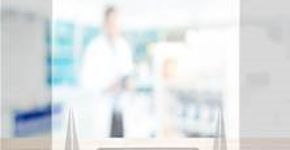 Voorpraktijken regelt: Plexiglas baliescherm met uitsparing vanaf € 61,75 inclusief gratis verzending